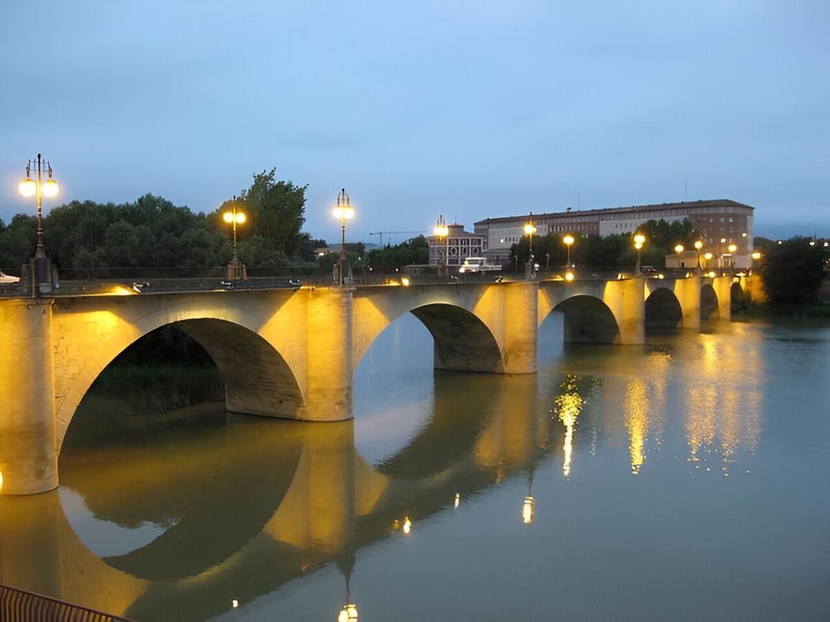 Jardines Del Ebro, 8 Pax, Ideal Grupos Logroño Eksteriør billede